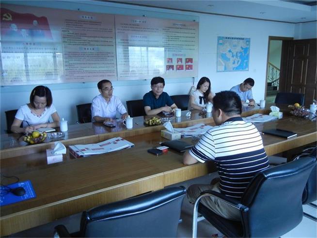 富阳市科技局局长包东根来我司调研